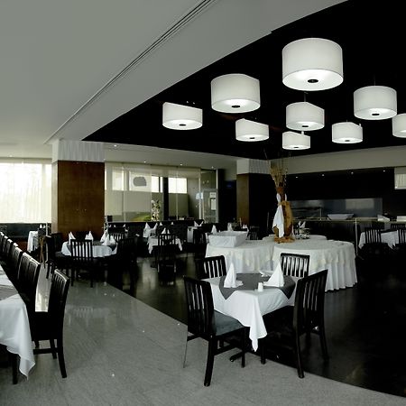 Casa Inn Business Hotel Celaya Buitenkant foto