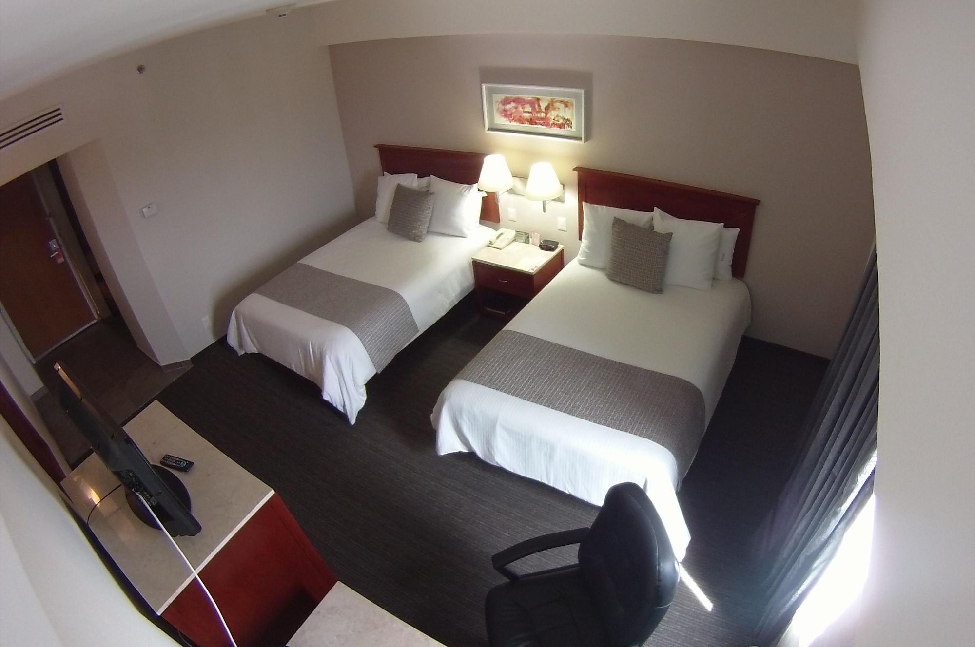 Casa Inn Business Hotel Celaya Buitenkant foto