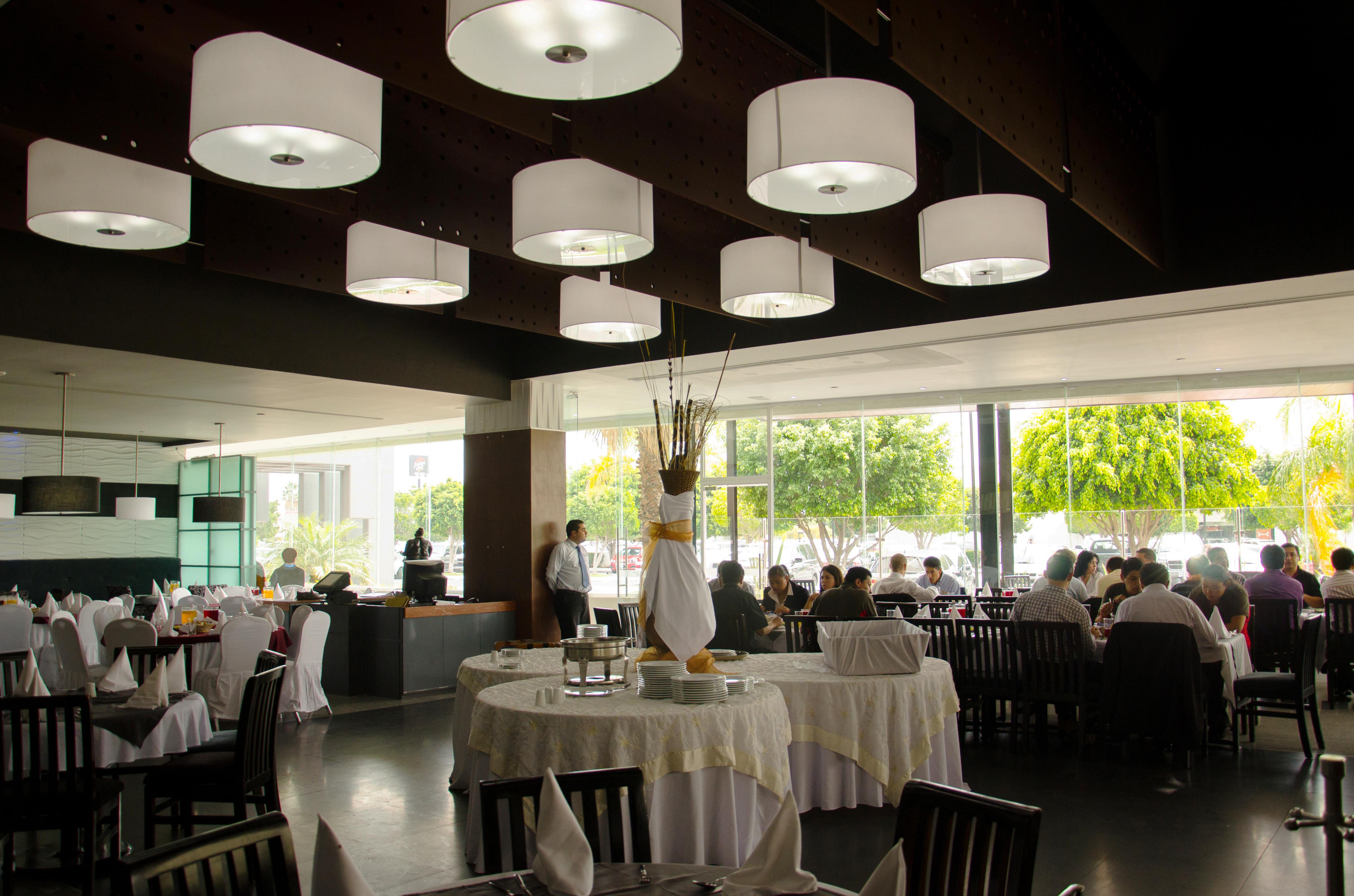 Casa Inn Business Hotel Celaya Buitenkant foto