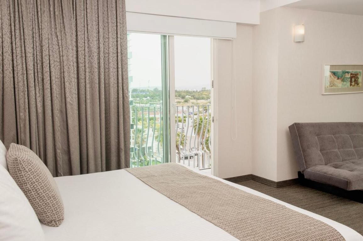 Casa Inn Business Hotel Celaya Buitenkant foto